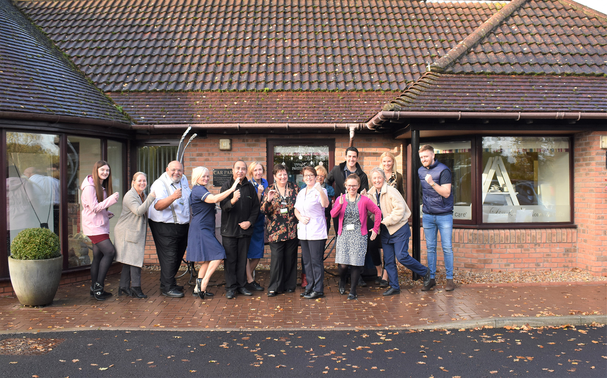 staff at lindsey lodge hospice